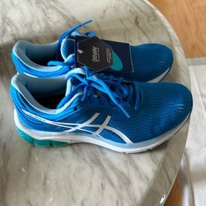 ASICS  Woman’s Sneakers